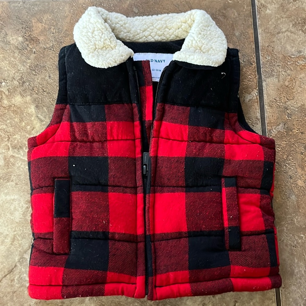 Baby Boys Old Navy Buffalo Plaid & Sherpa Cozy Vest - Sz 12-18 mo